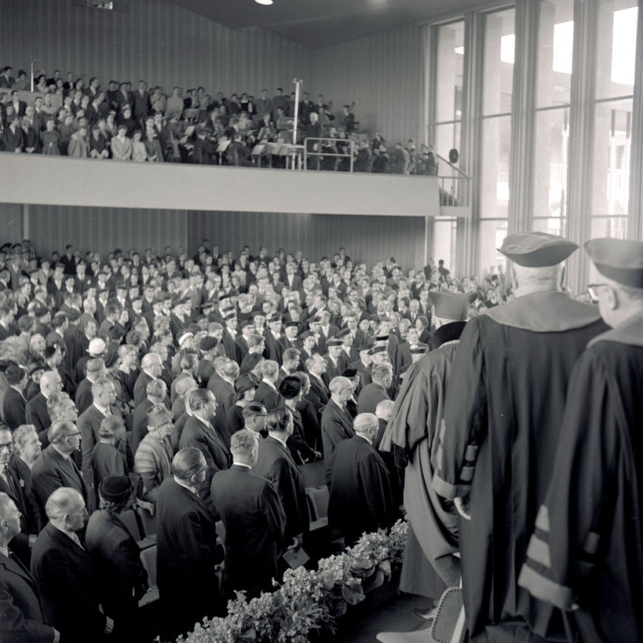  Einzug der Professoren in das Auditorium Maximum 