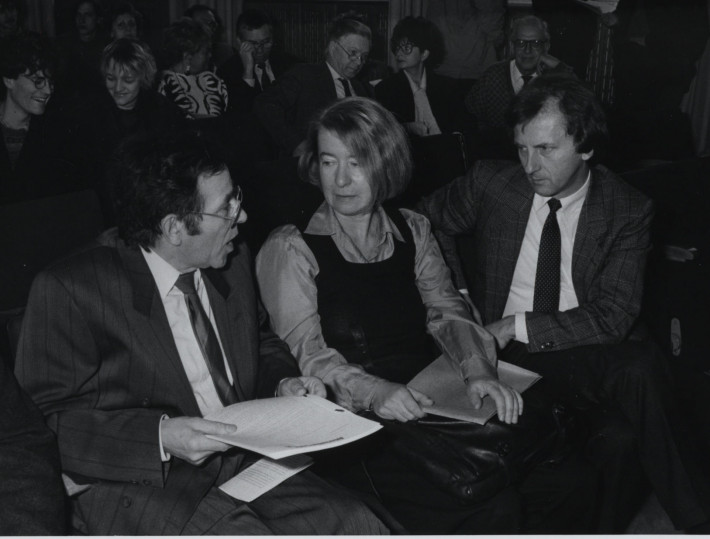 Vertreter der HU, FU und des Abgeordnetenhauses im Gespräch